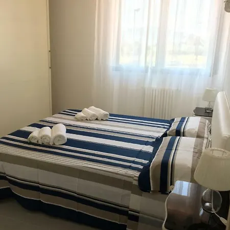 Attico A 5 Minuti Dal Mare Apartmán